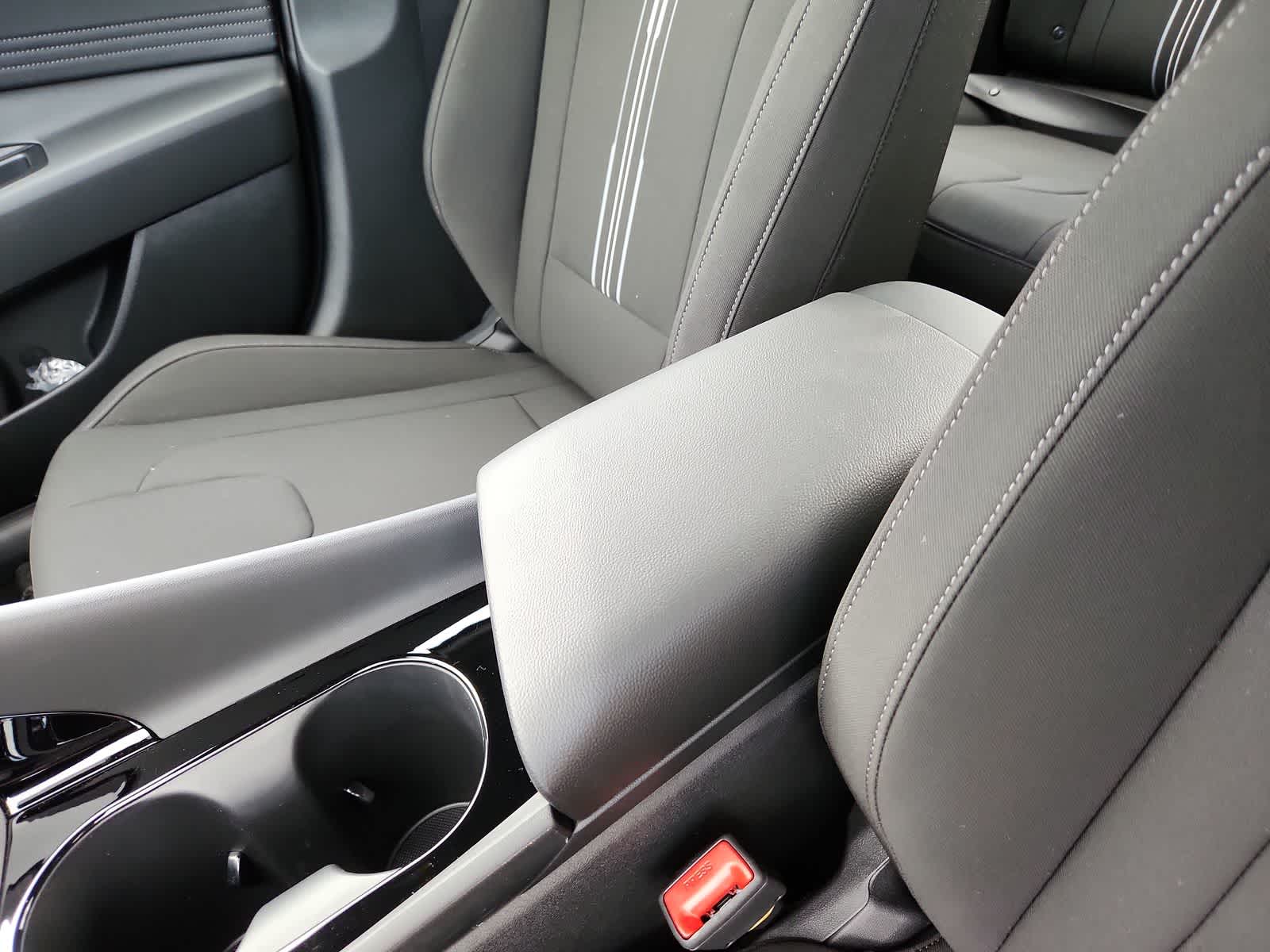 new 2025 Hyundai Elantra Hybrid car, priced at $29,660