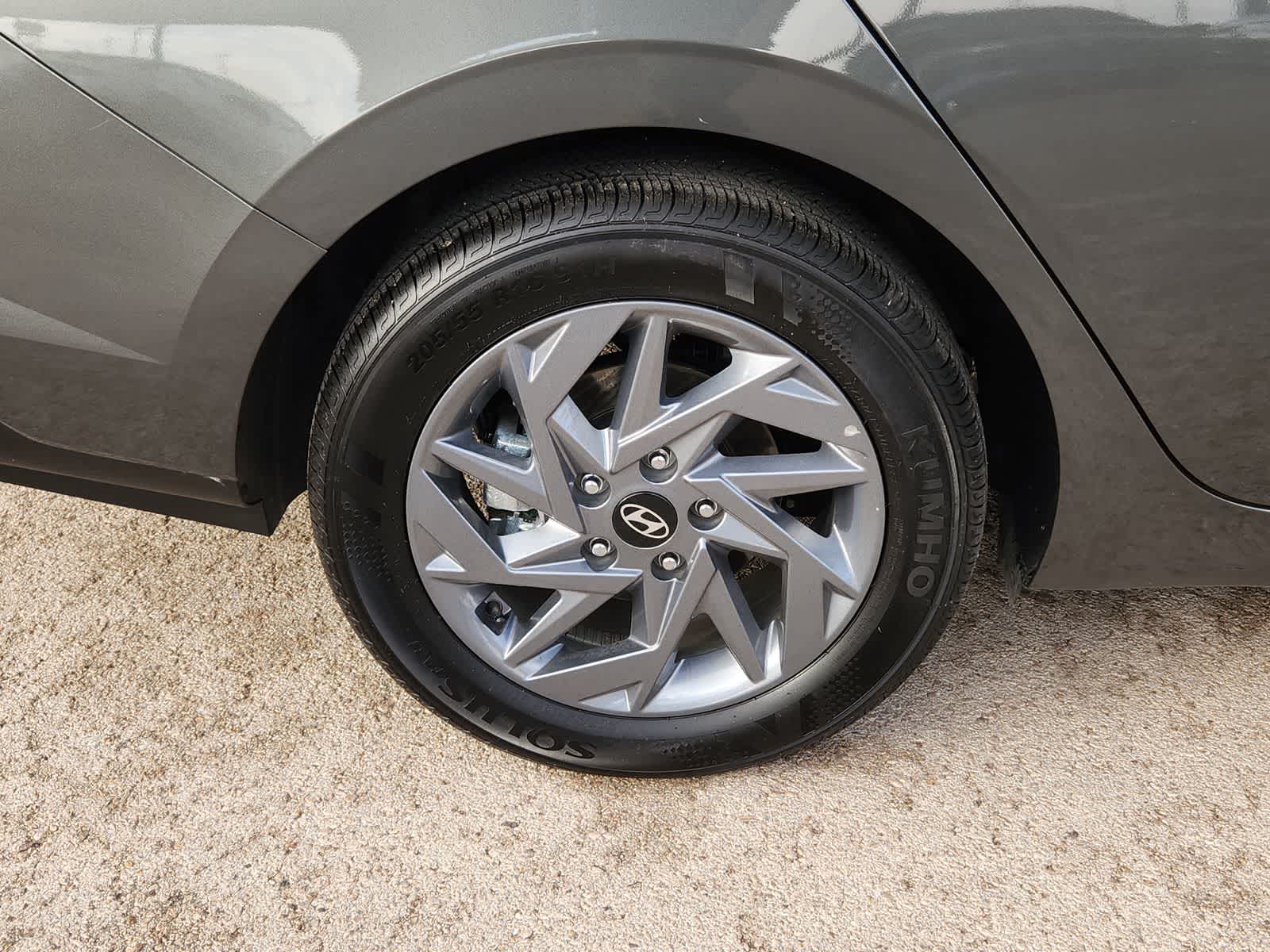 used 2025 Hyundai Elantra Hybrid car, priced at $20,386