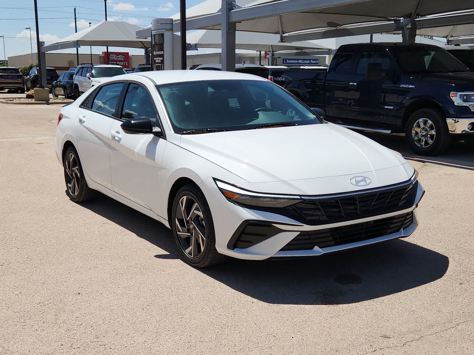 new 2025 Hyundai Elantra Hybrid car, priced at $29,730