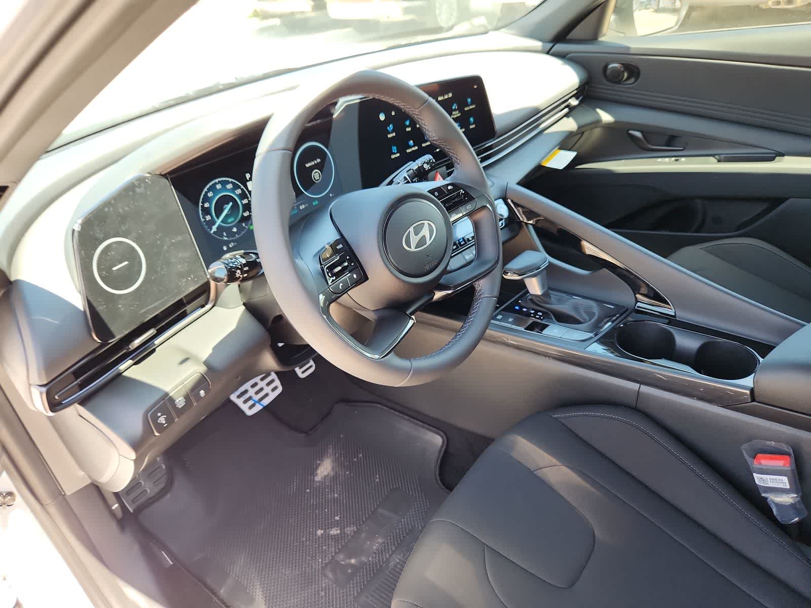 new 2025 Hyundai Elantra Hybrid car, priced at $29,730