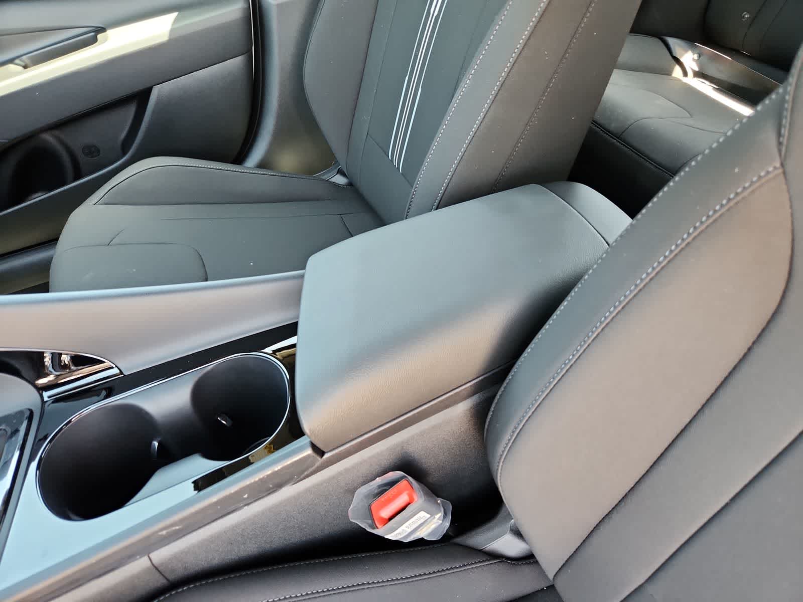 new 2025 Hyundai Elantra Hybrid car, priced at $29,730