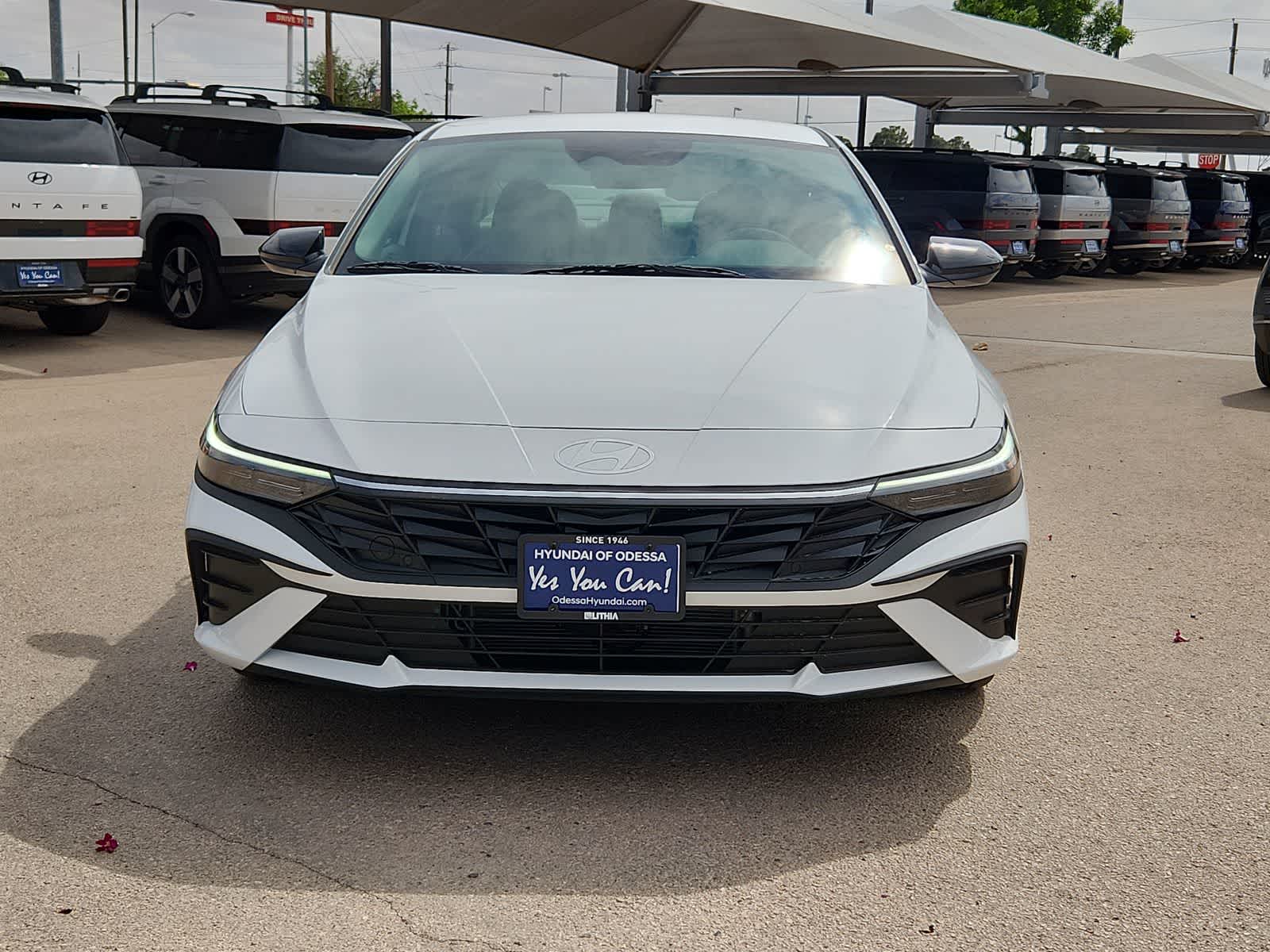 new 2025 Hyundai Elantra Hybrid car, priced at $29,685