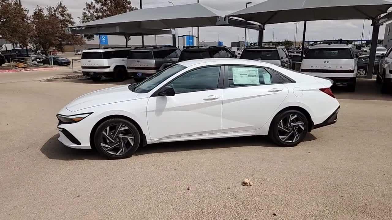 new 2025 Hyundai Elantra Hybrid car, priced at $29,685