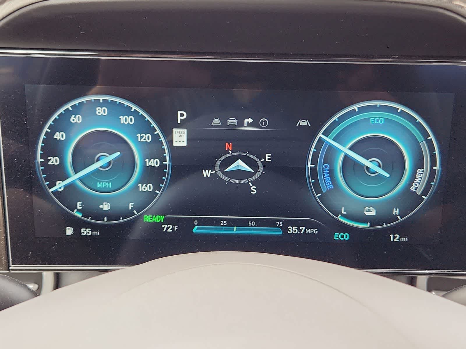 new 2025 Hyundai Elantra Hybrid car, priced at $29,685