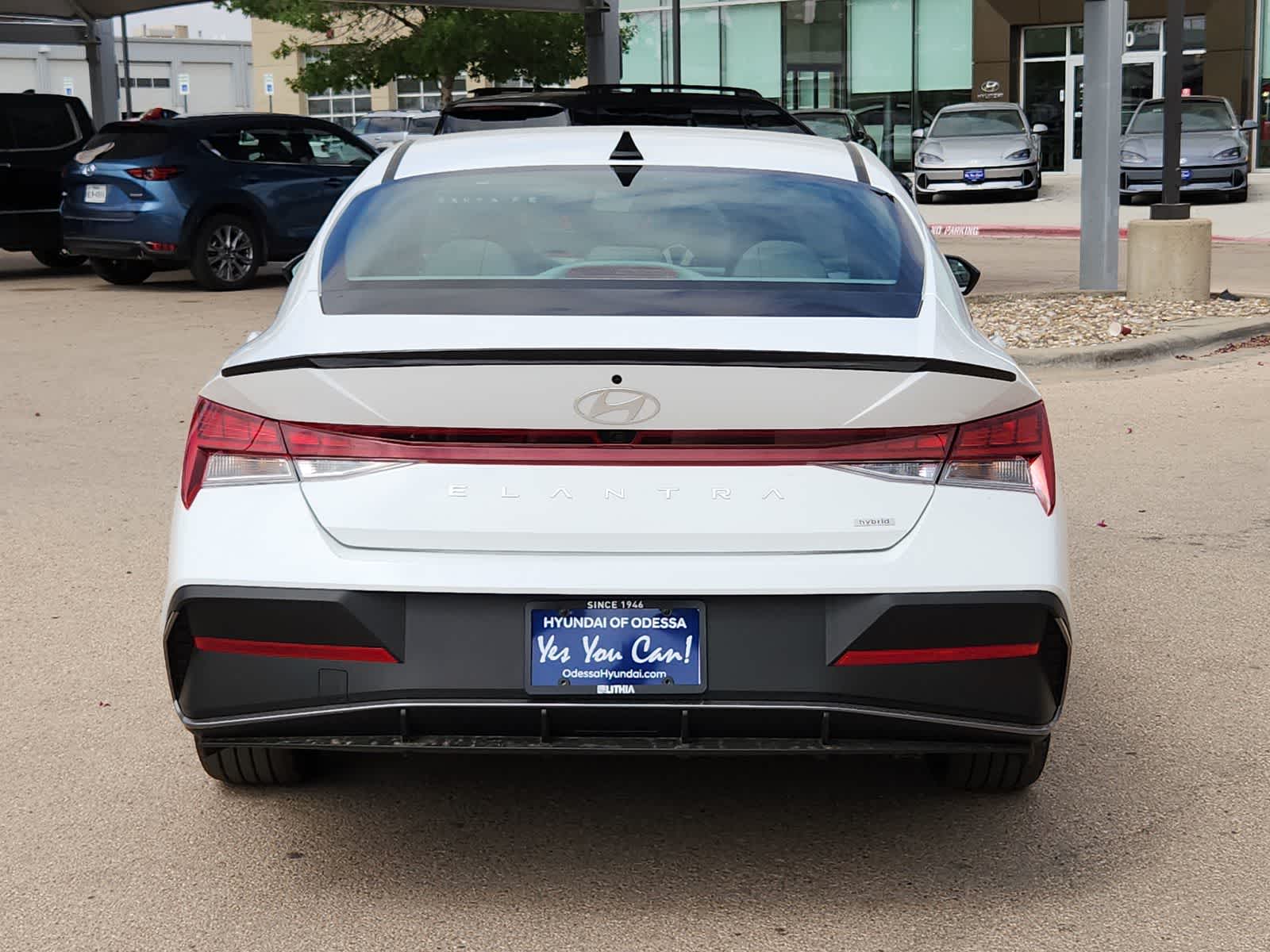 new 2025 Hyundai Elantra Hybrid car, priced at $29,685