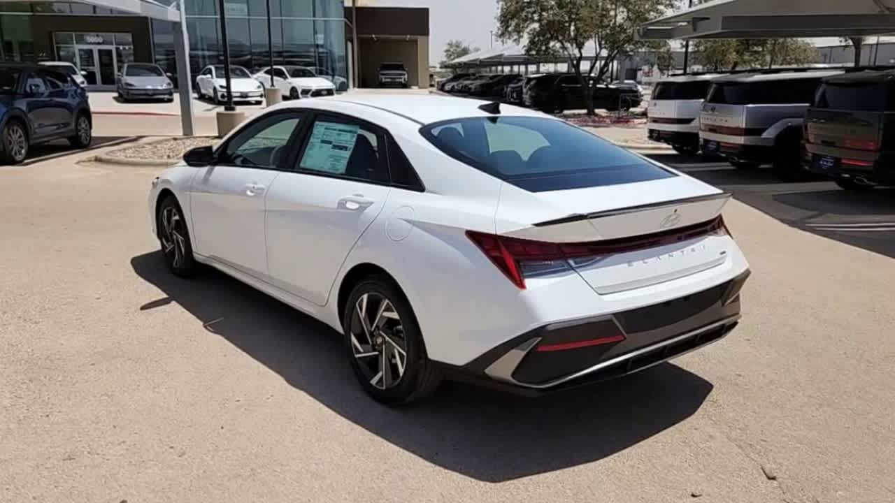 new 2025 Hyundai Elantra Hybrid car, priced at $29,470