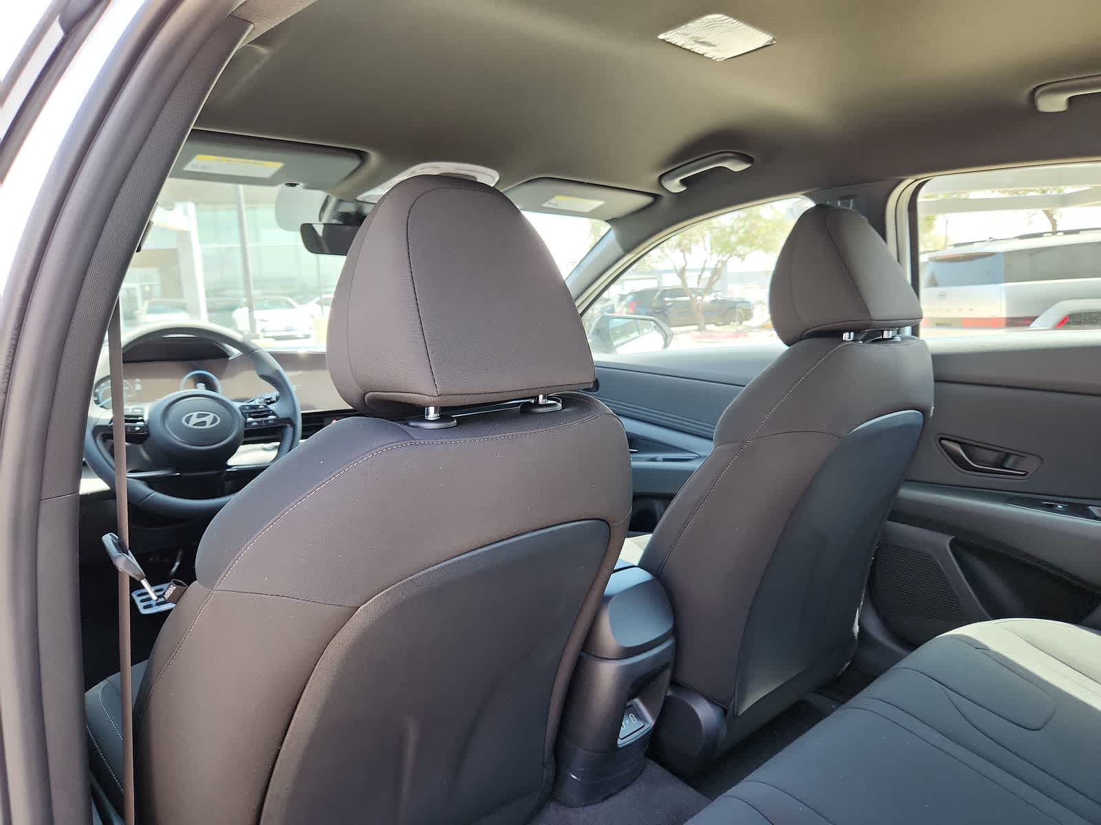 new 2025 Hyundai Elantra Hybrid car, priced at $29,470