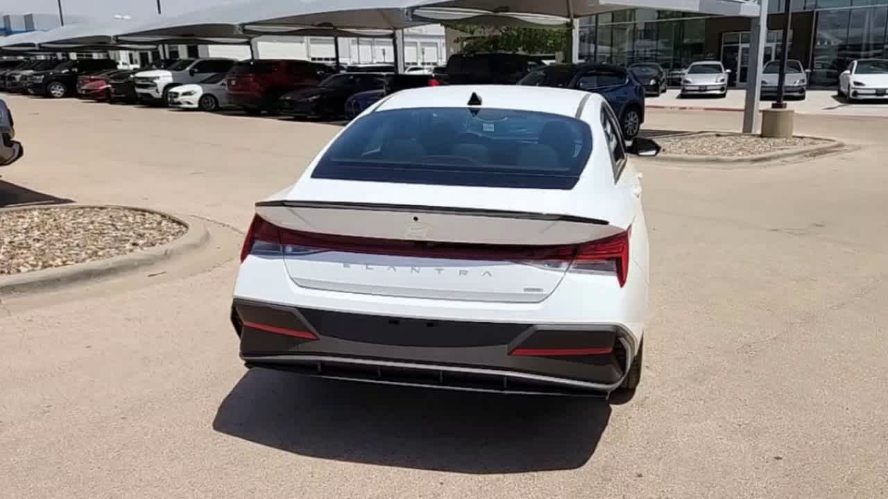 new 2025 Hyundai Elantra Hybrid car, priced at $29,470