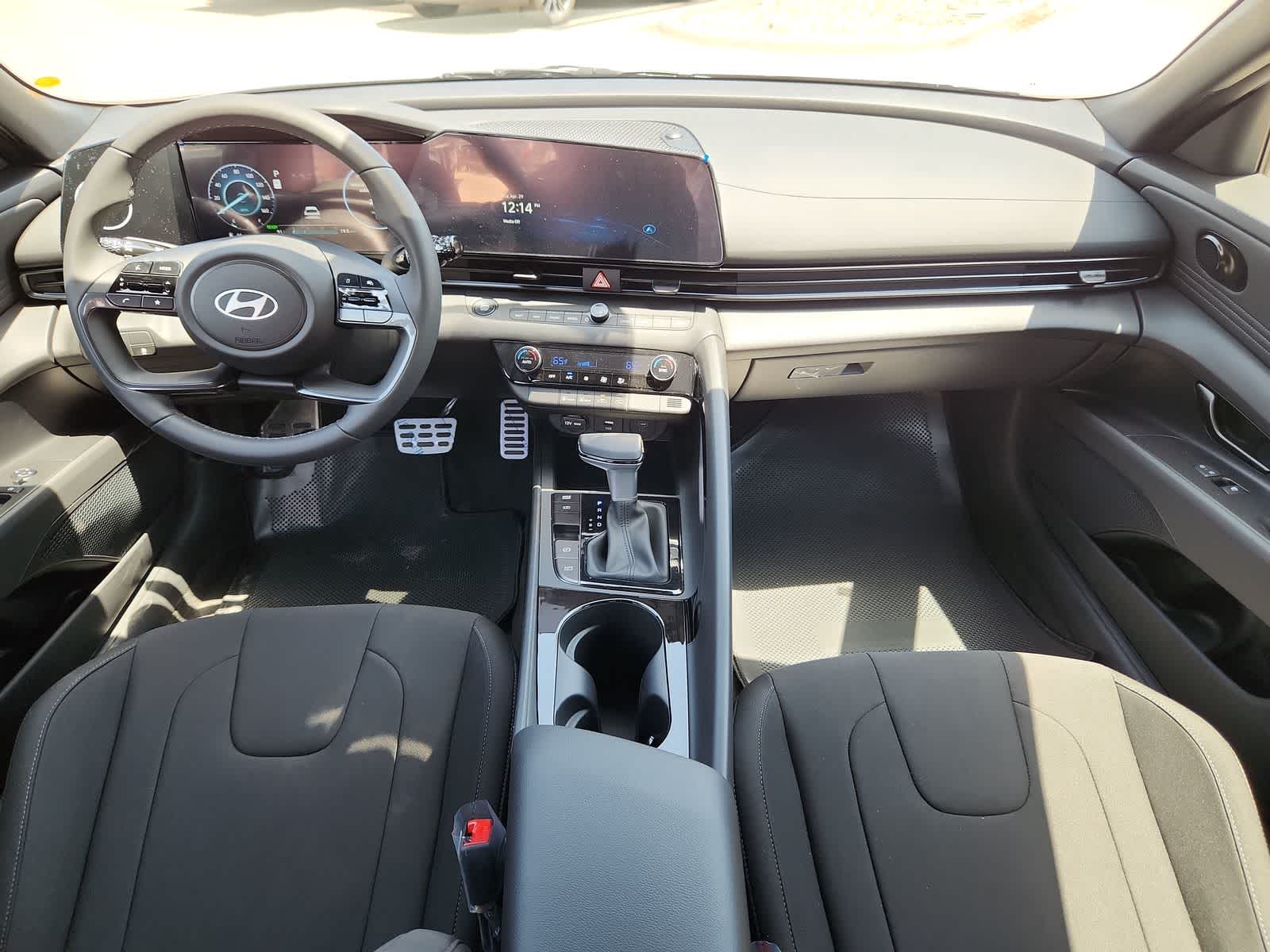 new 2025 Hyundai Elantra Hybrid car, priced at $29,470