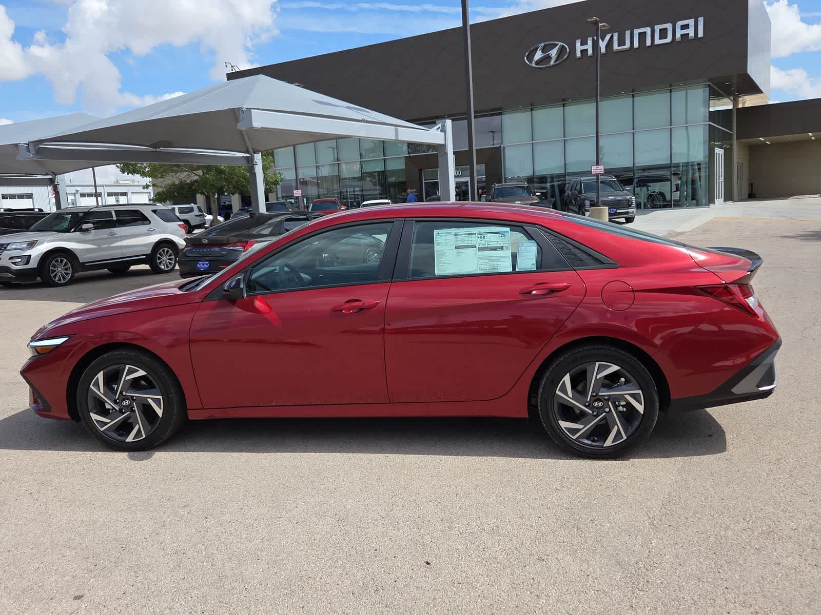 new 2025 Hyundai Elantra Hybrid car, priced at $29,840