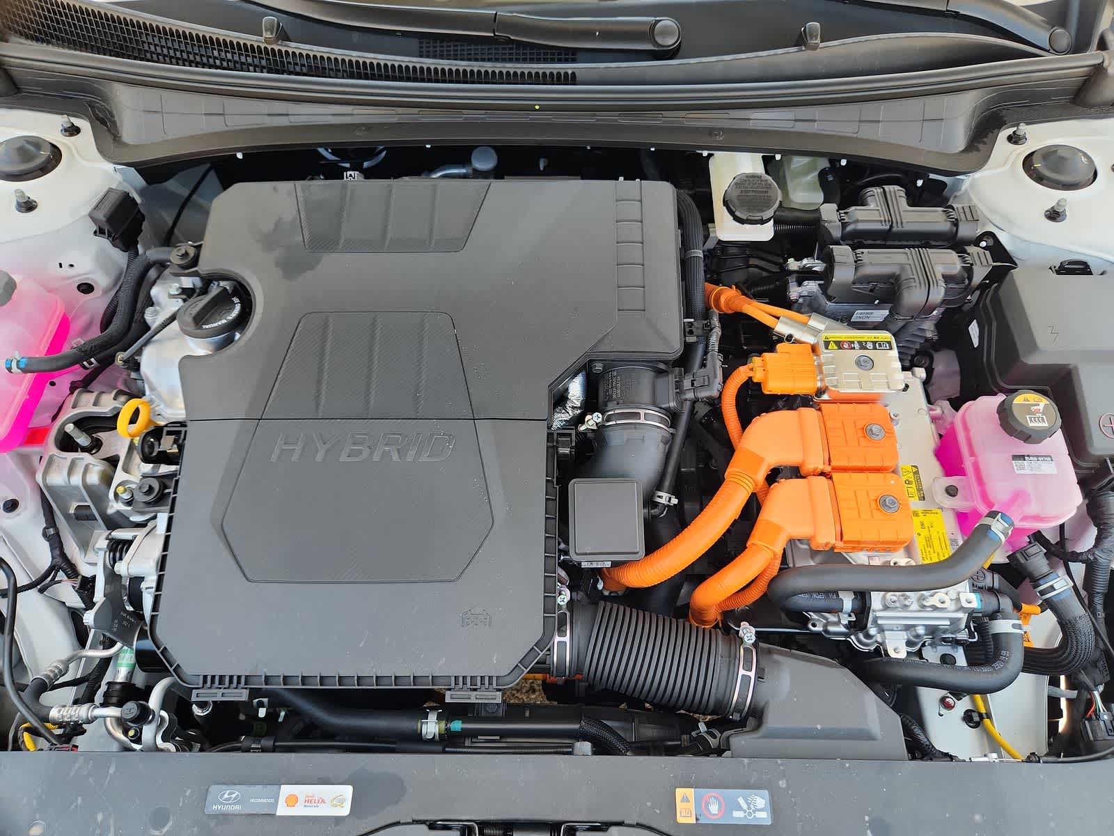 new 2025 Hyundai Elantra Hybrid car, priced at $29,560