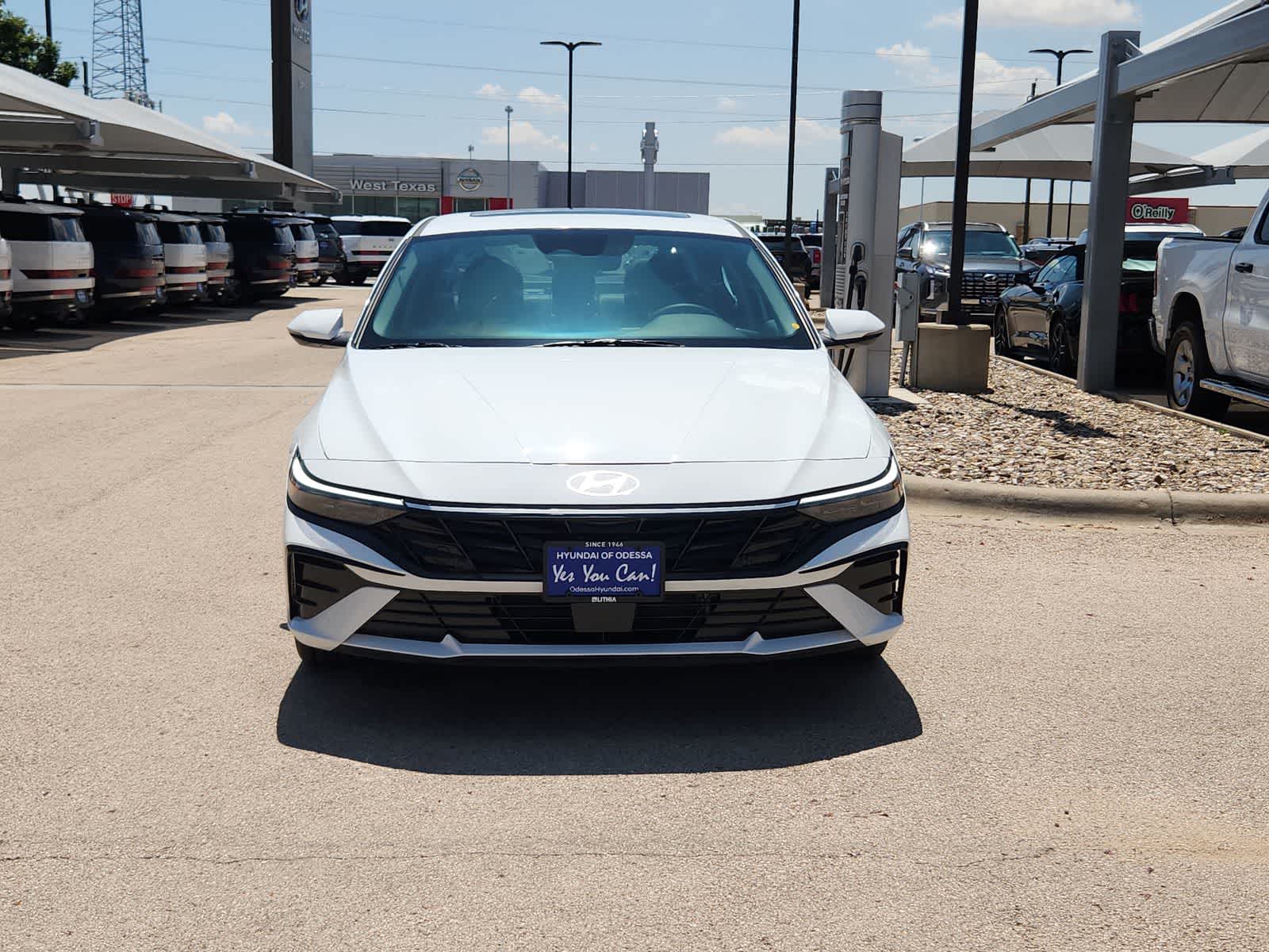 new 2025 Hyundai Elantra Hybrid car, priced at $29,560