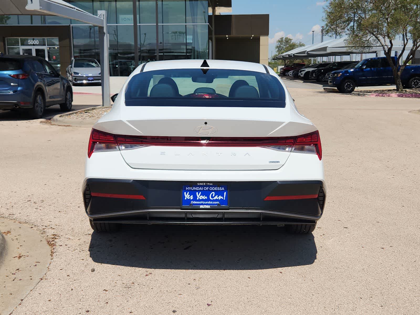 new 2025 Hyundai Elantra Hybrid car, priced at $29,560