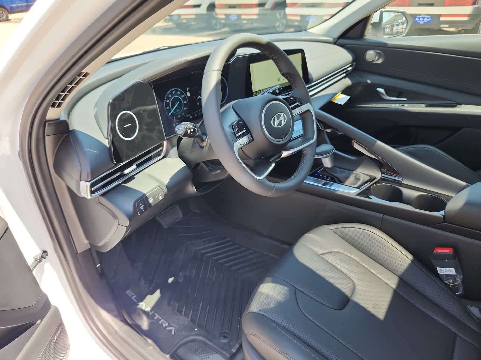 new 2025 Hyundai Elantra Hybrid car, priced at $29,560