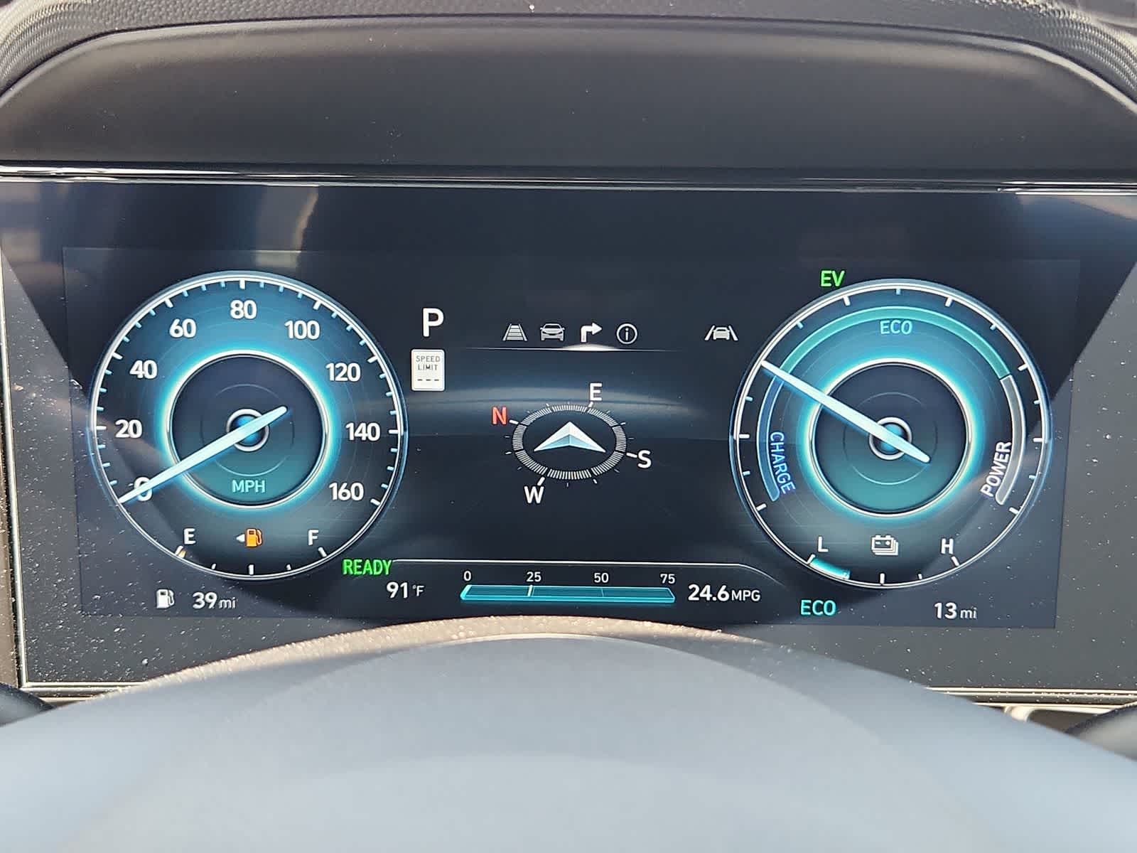 new 2025 Hyundai Elantra Hybrid car, priced at $29,560