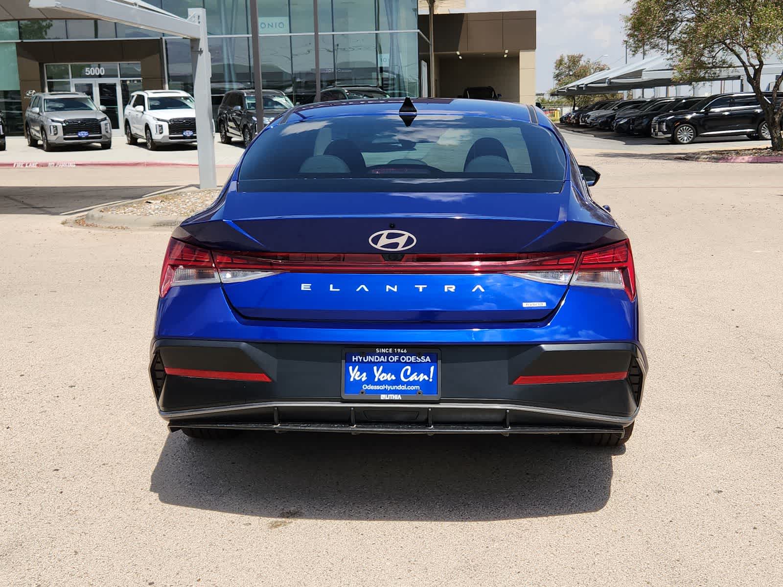 new 2025 Hyundai Elantra Hybrid car, priced at $28,100