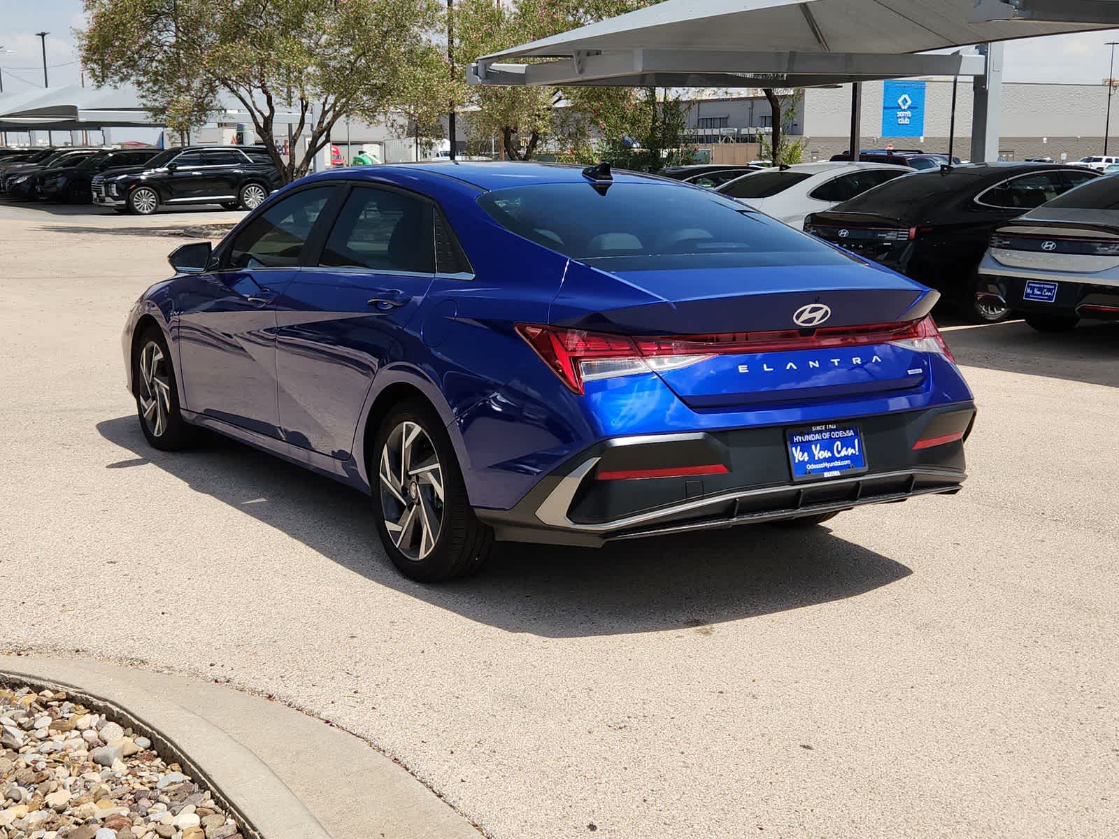 new 2025 Hyundai Elantra Hybrid car, priced at $28,100