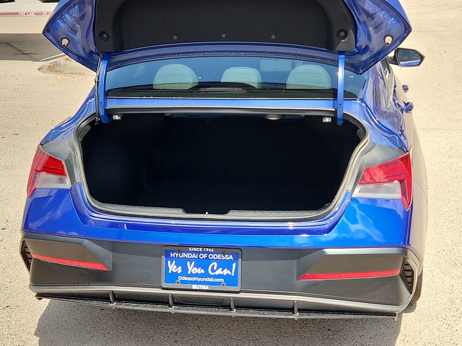 new 2025 Hyundai Elantra Hybrid car, priced at $28,100