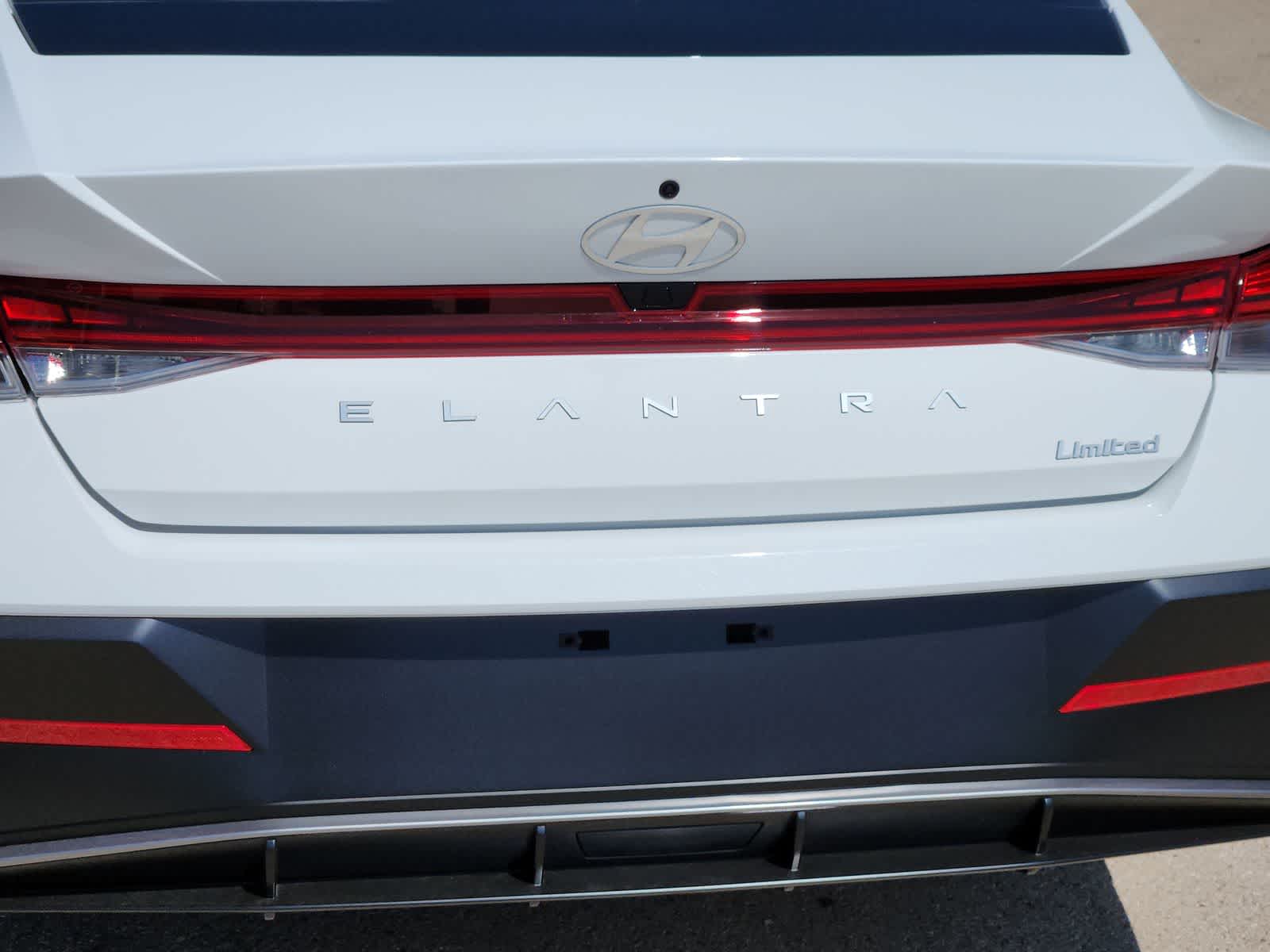 new 2025 Hyundai Elantra car, priced at $28,440