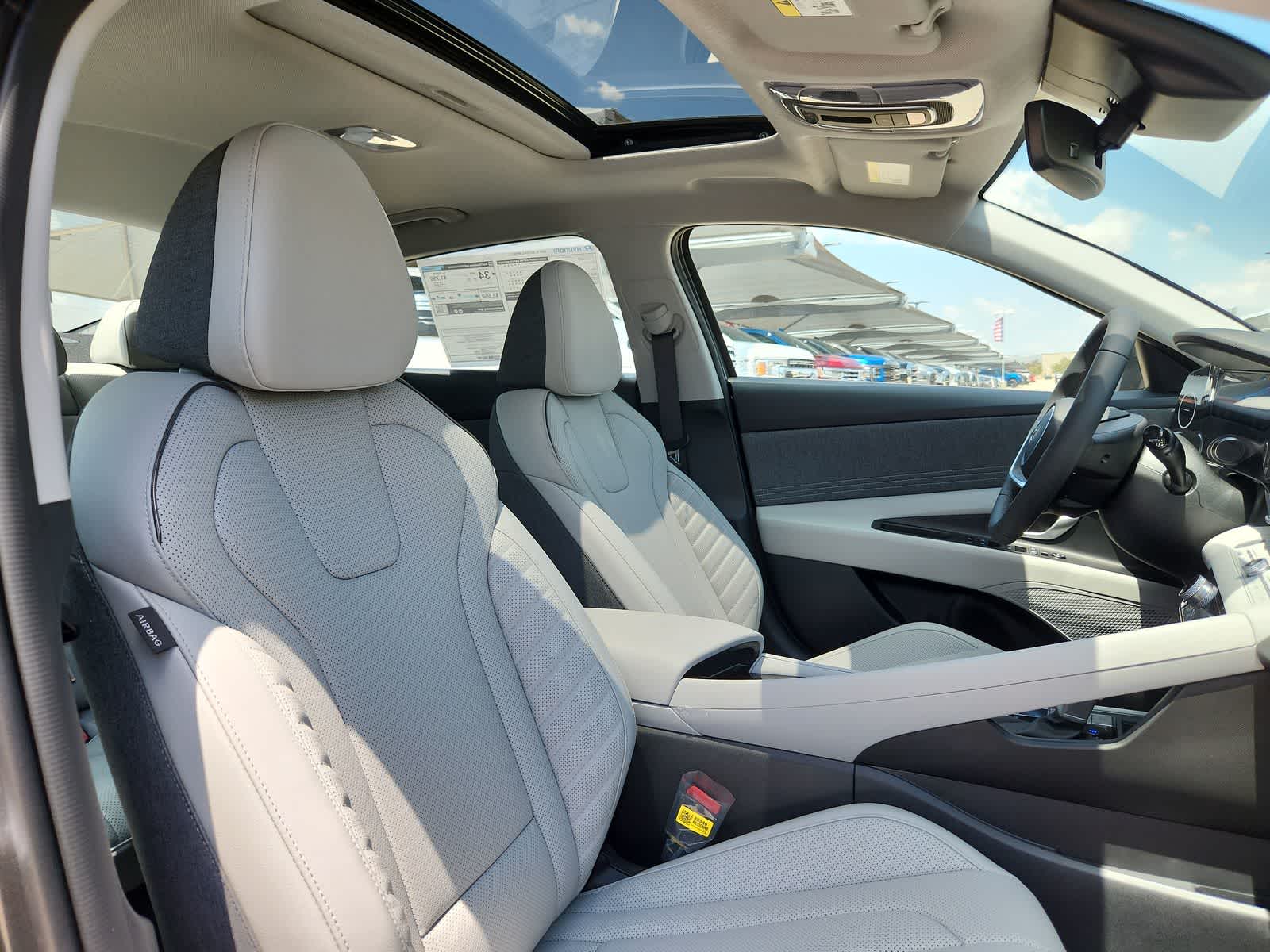 new 2025 Hyundai Elantra car, priced at $28,580