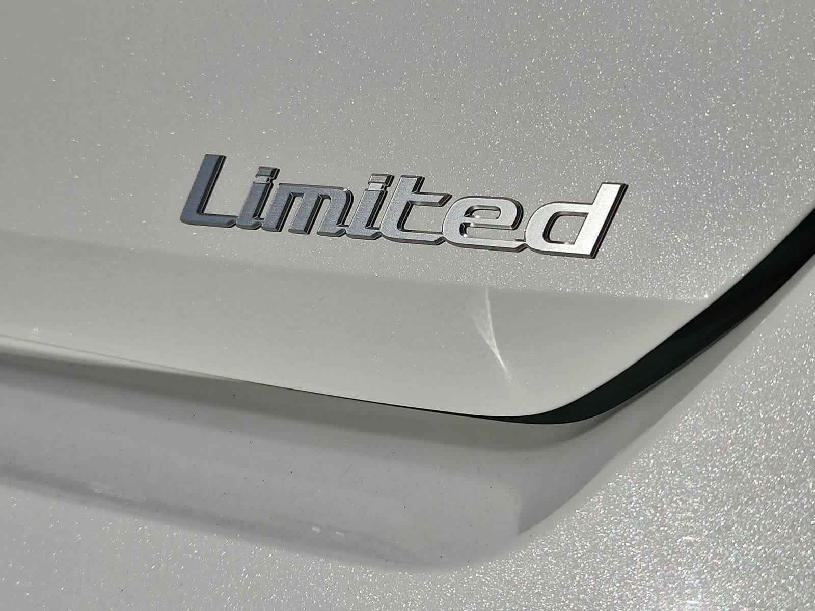 new 2025 Hyundai Elantra car, priced at $28,330