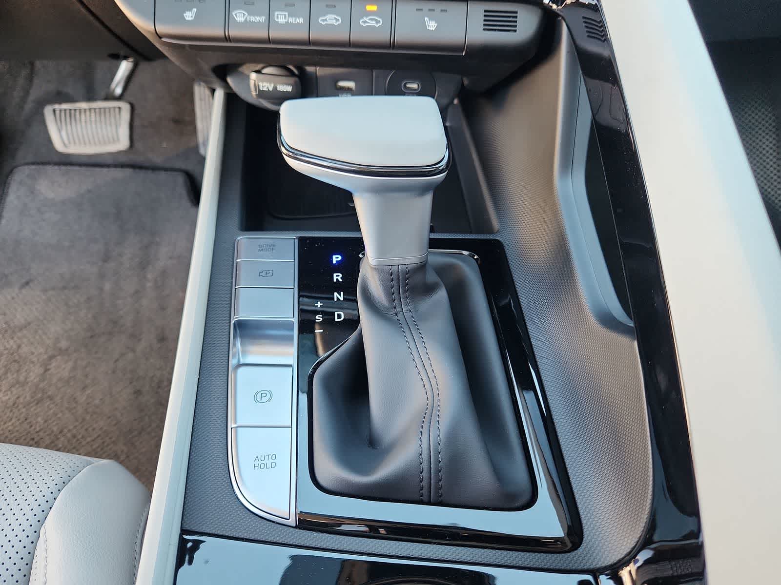 new 2025 Hyundai Elantra car, priced at $28,330