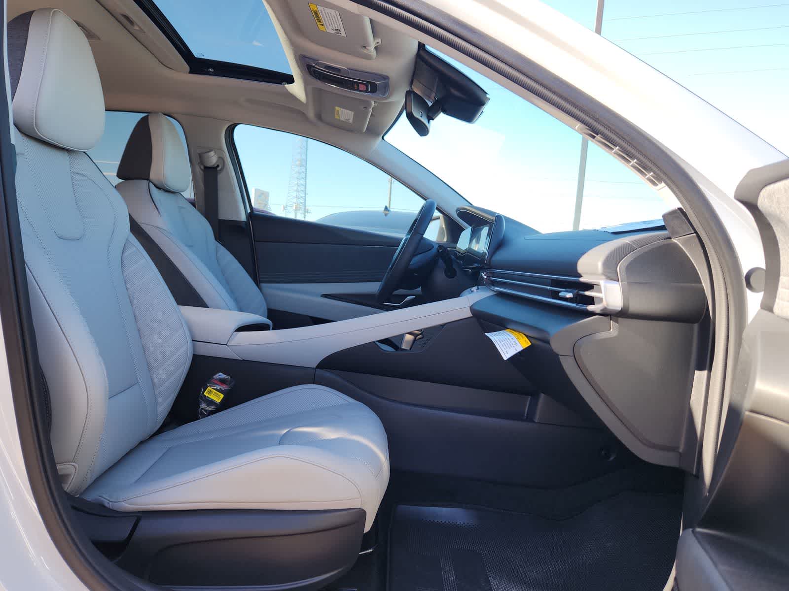 new 2025 Hyundai Elantra car, priced at $28,330