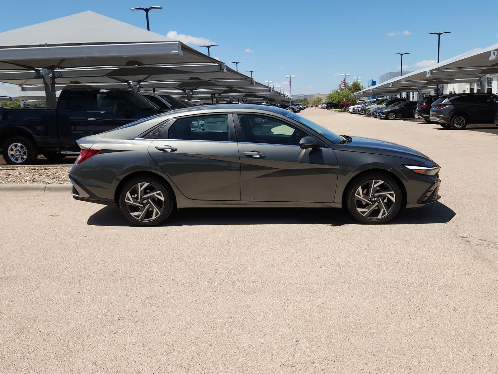 new 2025 Hyundai Elantra car, priced at $28,650