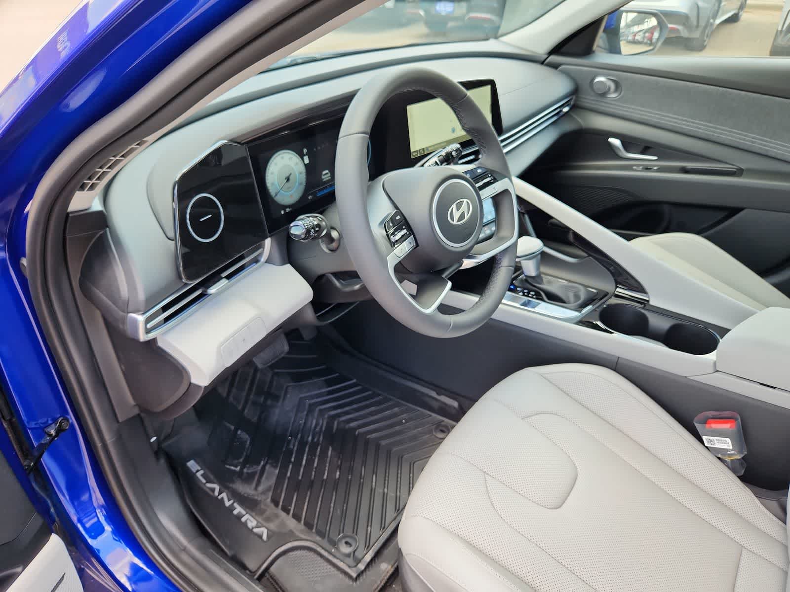 new 2025 Hyundai Elantra car, priced at $28,650