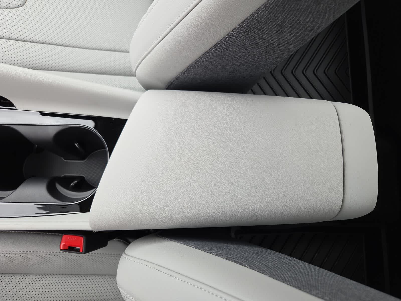 new 2026 Hyundai Elantra car, priced at $29,095