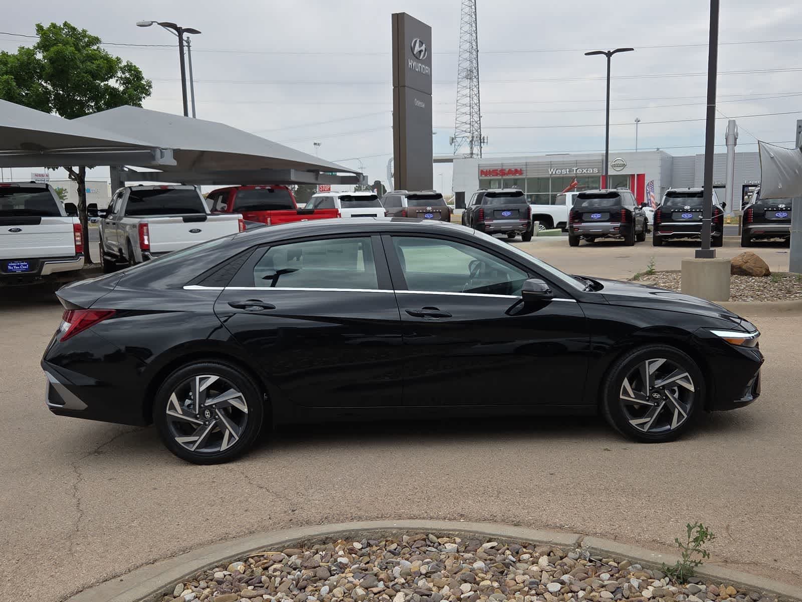 new 2026 Hyundai Elantra car, priced at $29,095