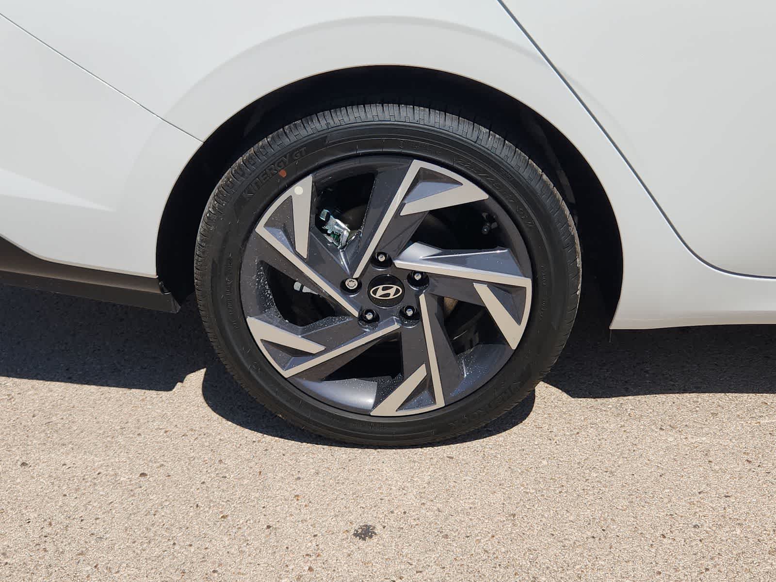new 2025 Hyundai Elantra car, priced at $28,330