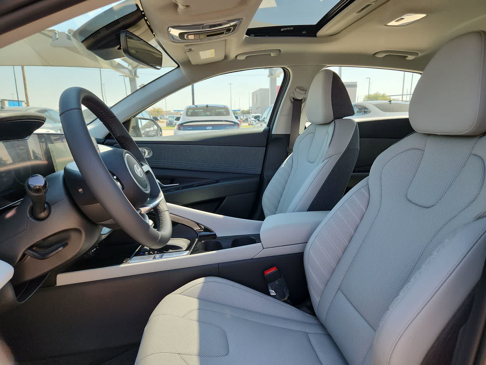 new 2025 Hyundai Elantra car, priced at $28,660