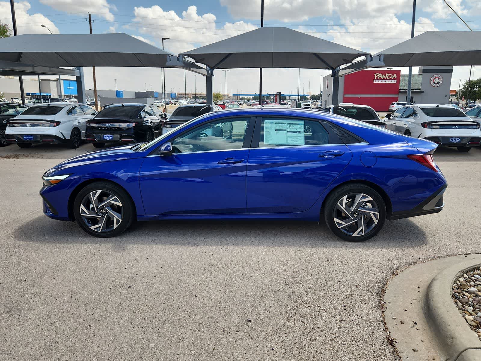 new 2025 Hyundai Elantra car, priced at $27,940