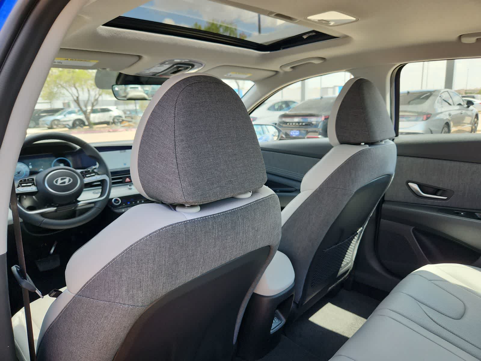 new 2025 Hyundai Elantra car, priced at $27,940