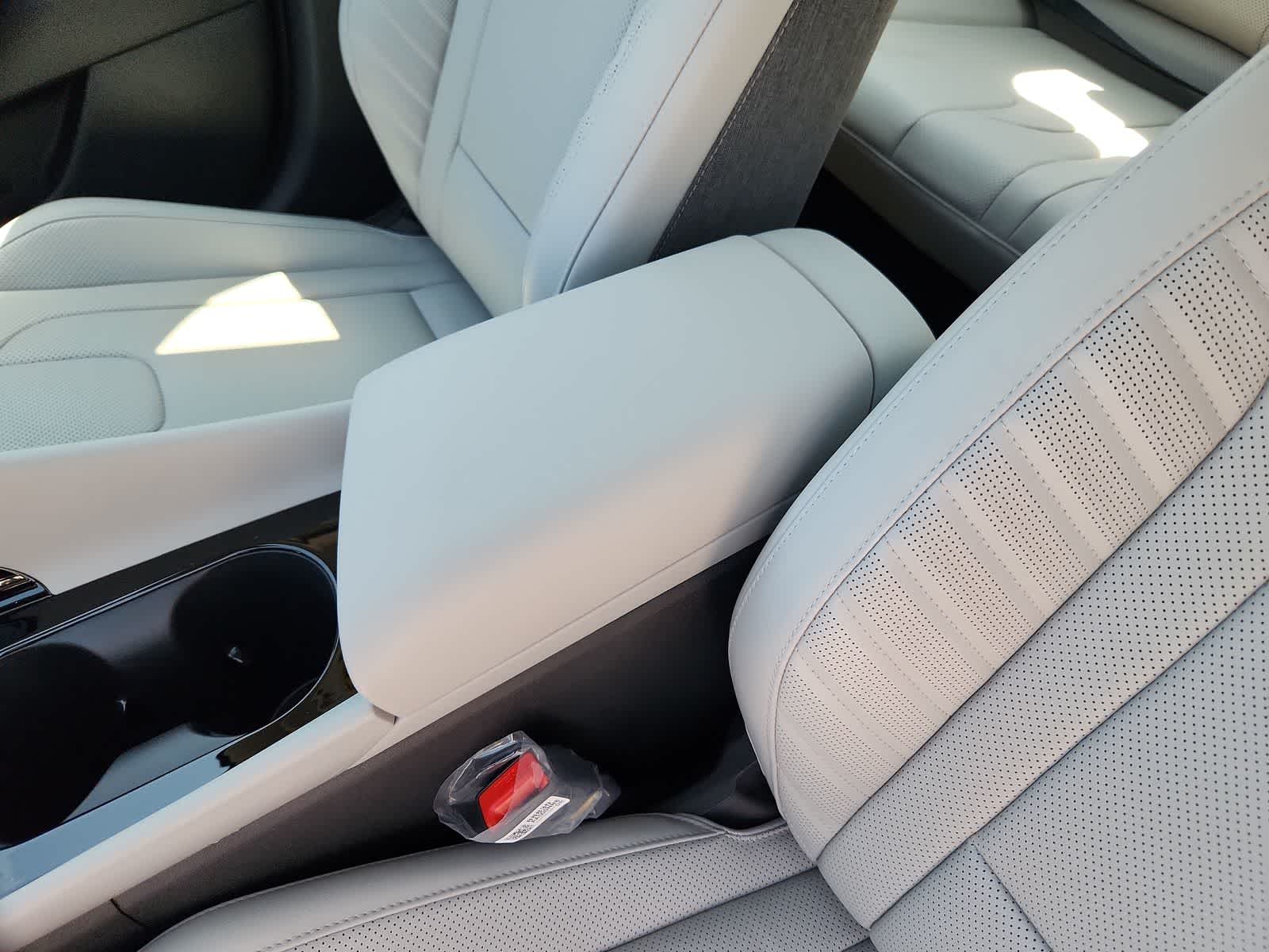 new 2025 Hyundai Elantra car, priced at $28,440