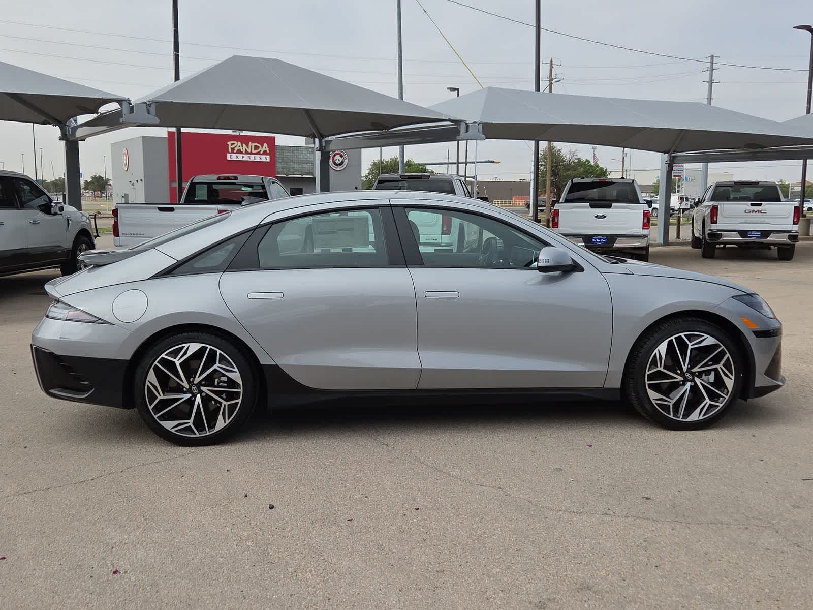 new 2025 Hyundai IONIQ 6 car