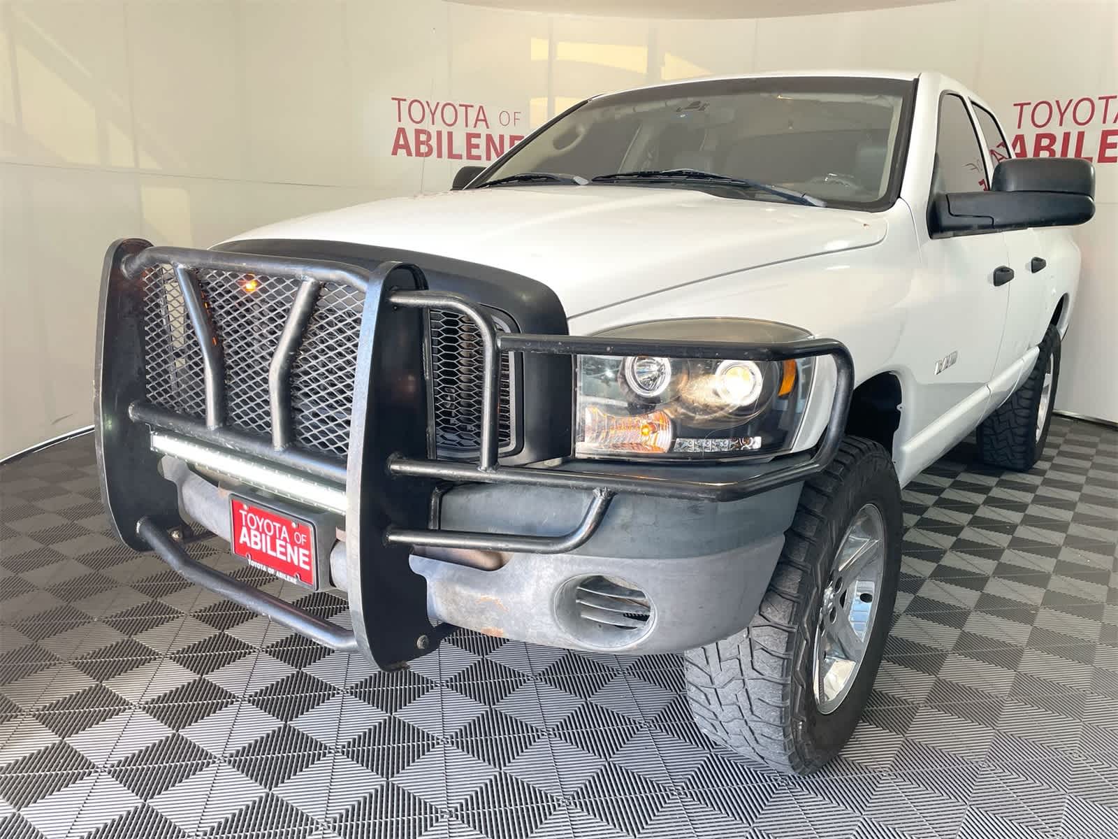 2008 Dodge RAM 1500 ST Quad Cab 4WD