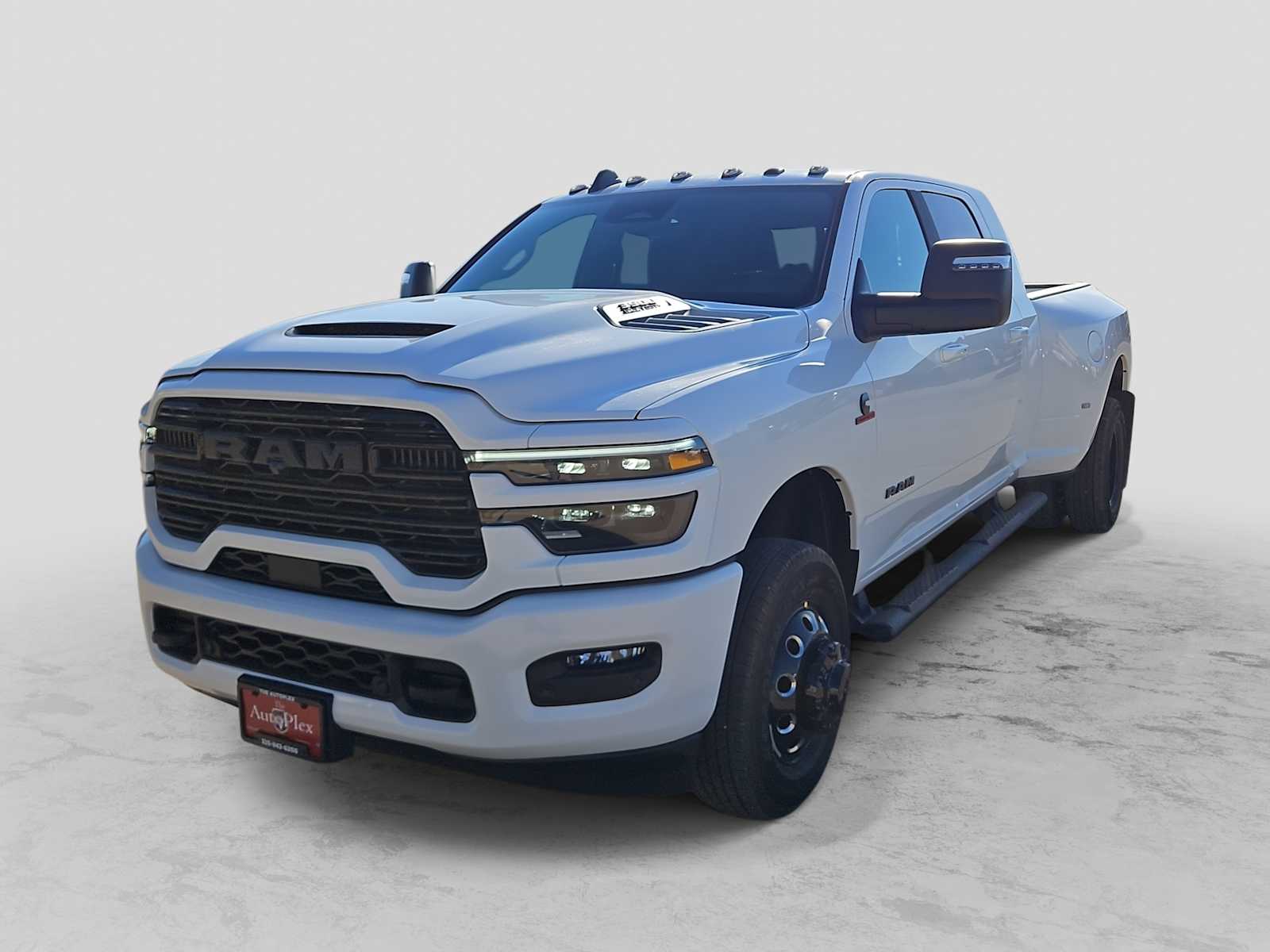 2026 RAM 3500 Laramie Mega Cab DRW 4WD