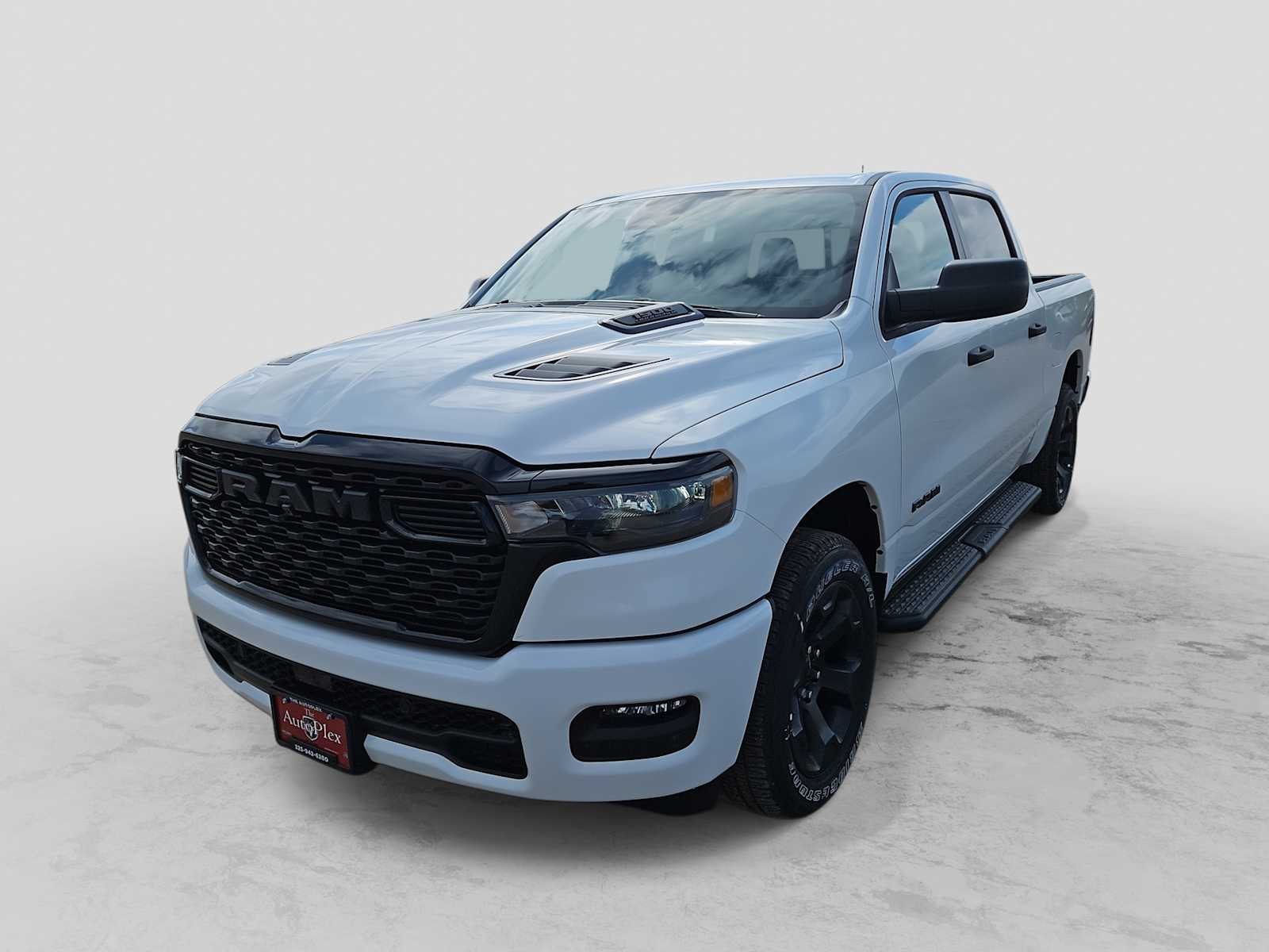 Bright White Clearcoat 2026 RAM 1500 Express Crew Cab 4WD Pickup Truck Four-Wheel Drive 8-Speed Automatic