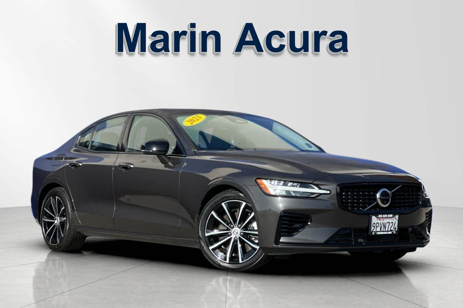 2023 Volvo S60 Recharge T8 Plus Dark Theme eAWD