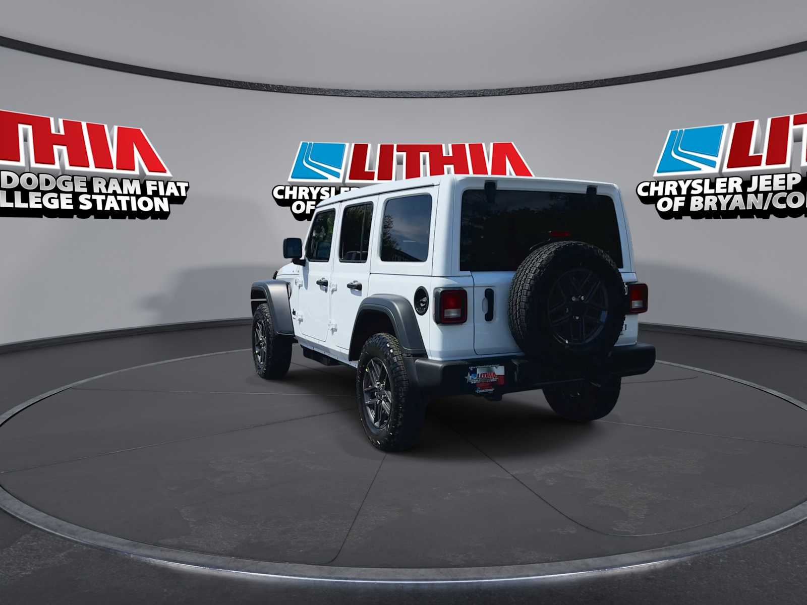 View vehicle photo 6