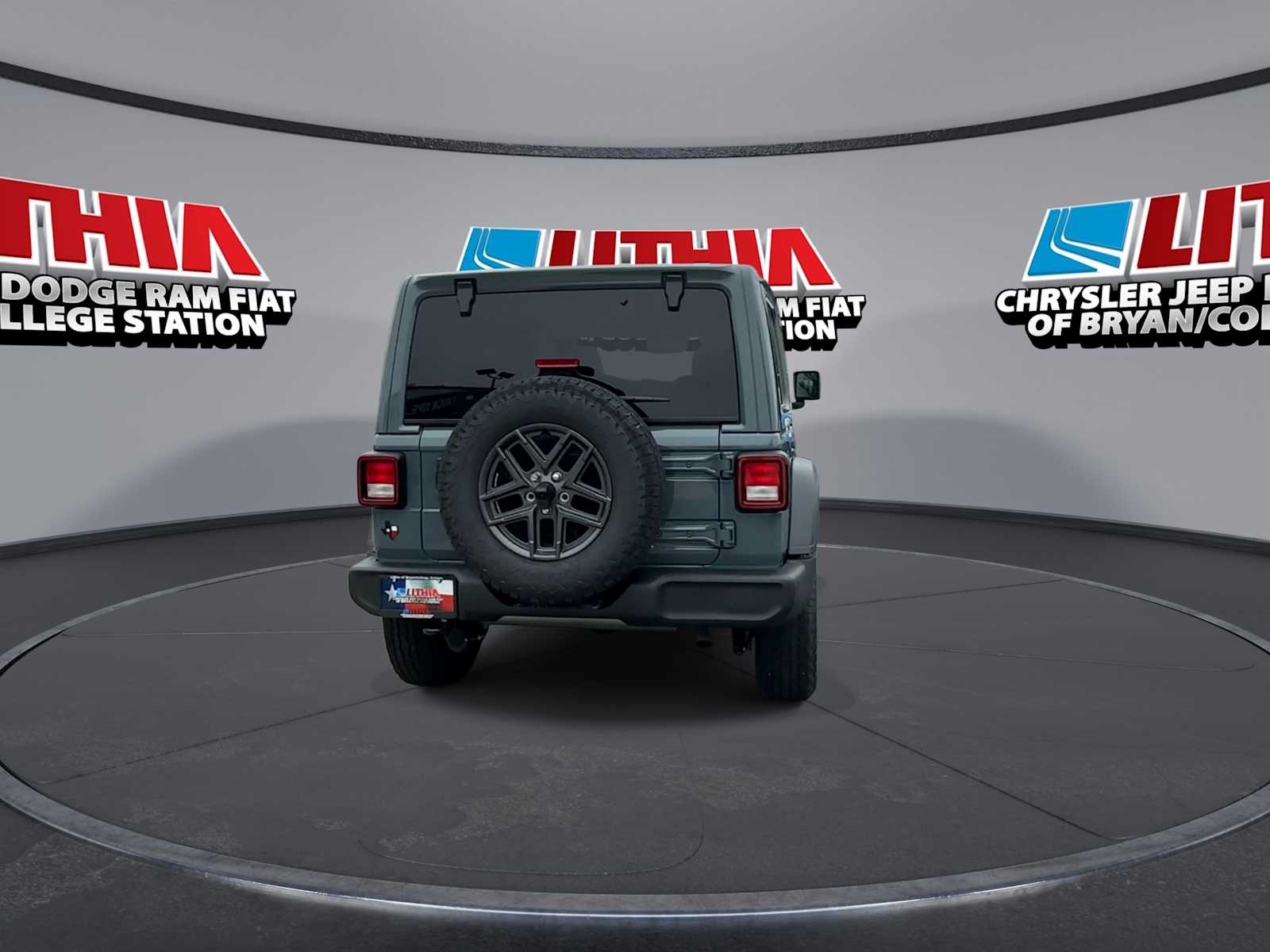 View vehicle photo 7