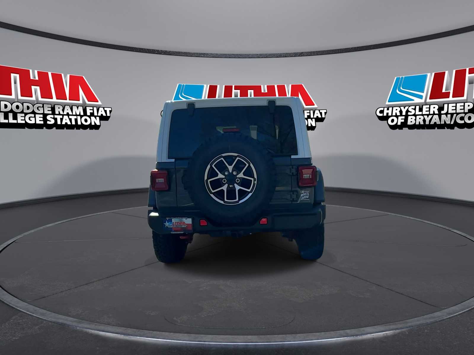 View vehicle photo 7