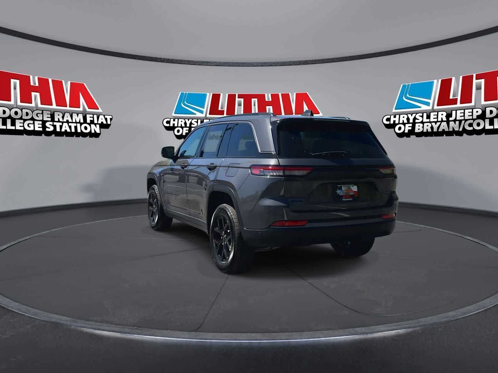 View vehicle photo 6