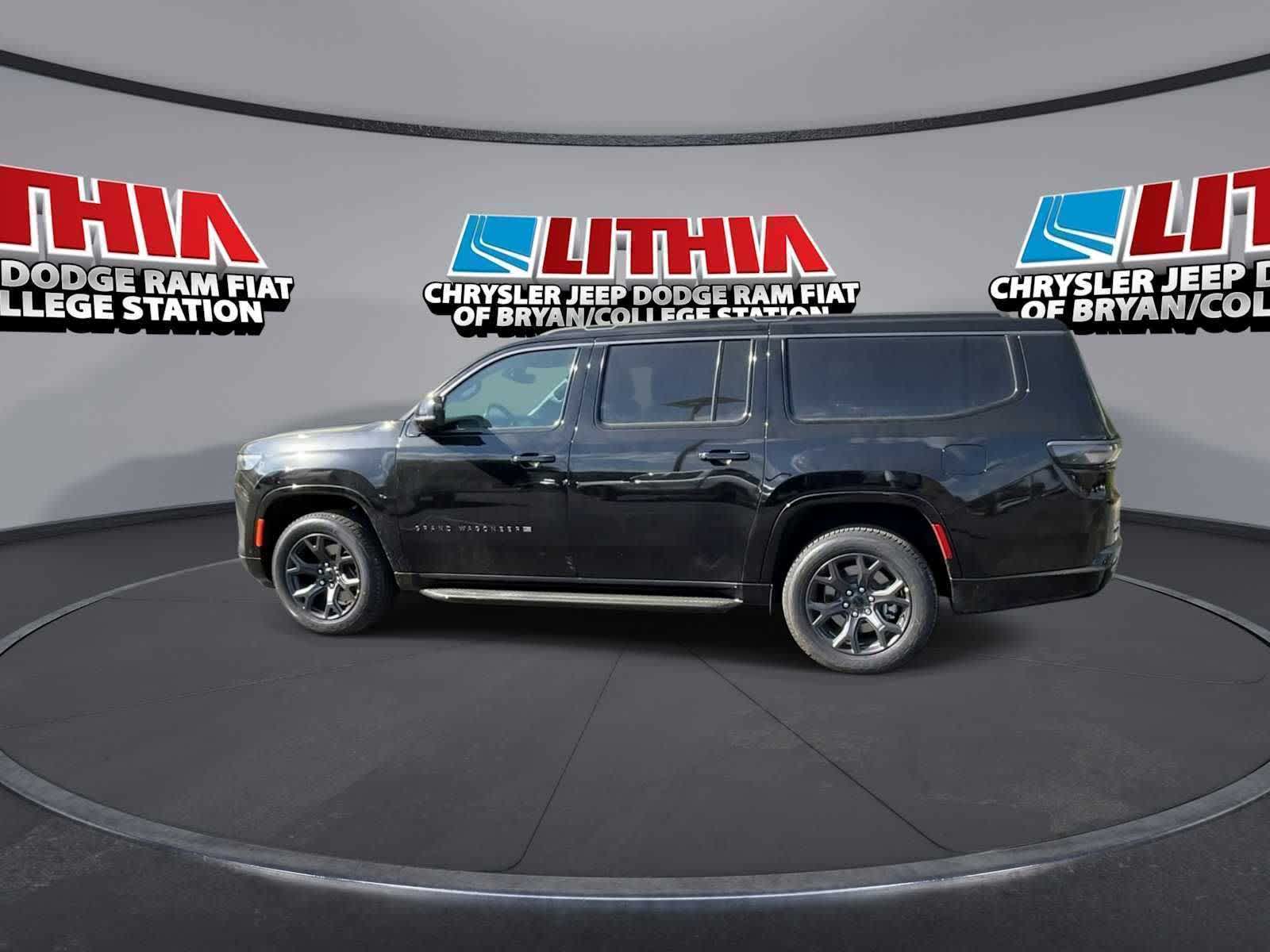 View vehicle photo 6