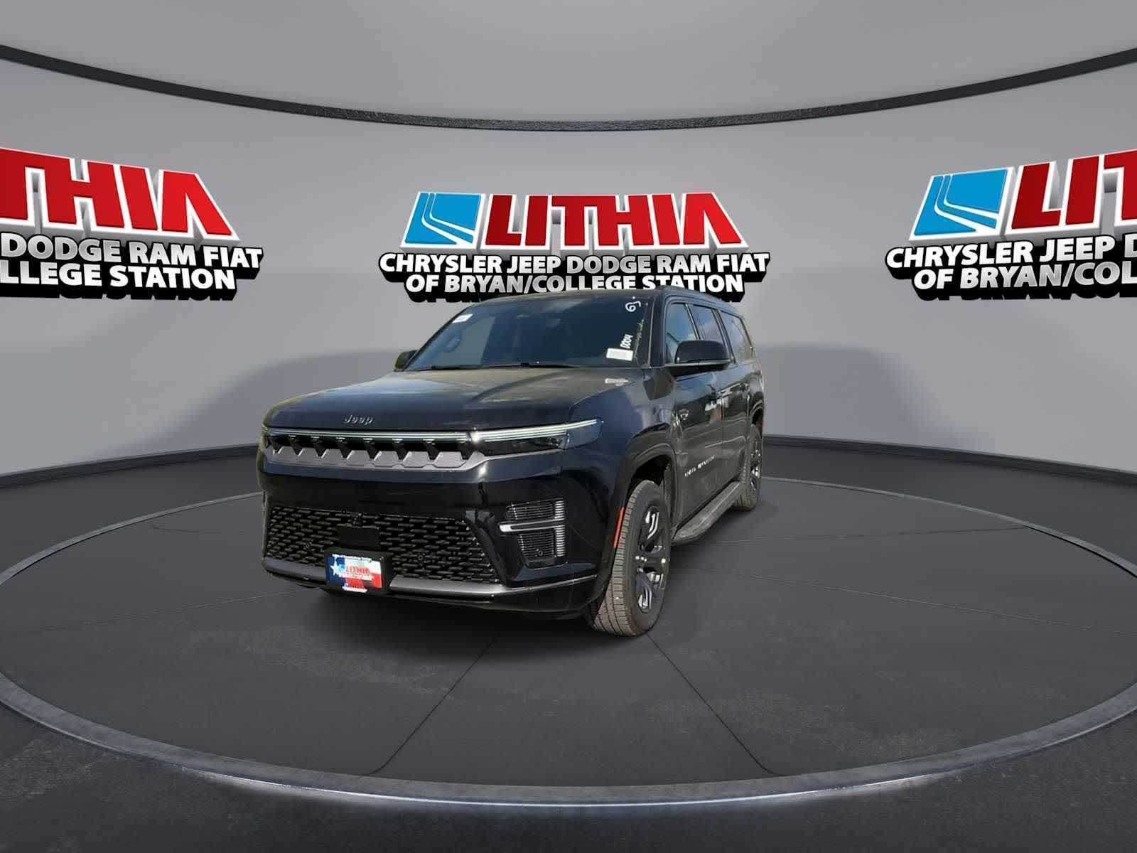 View vehicle photo 4