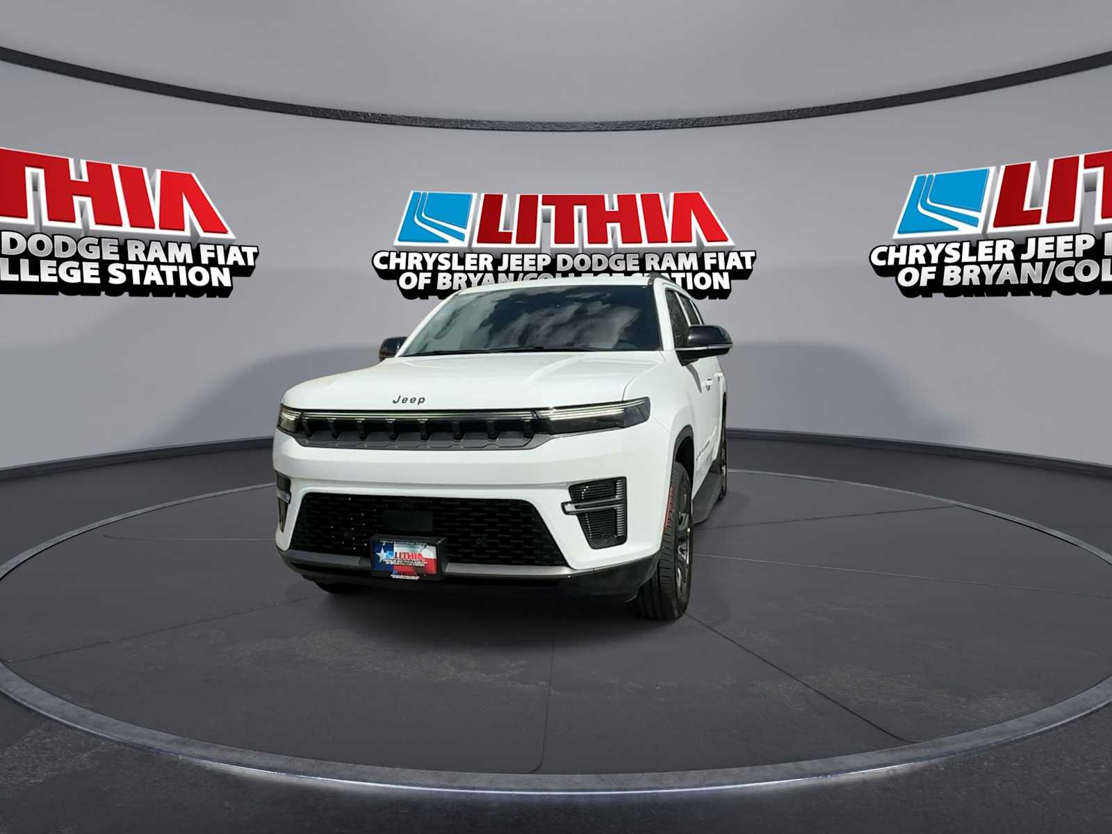 View vehicle photo 4