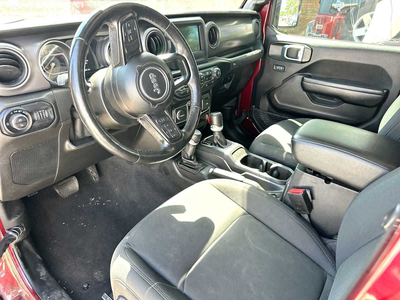 View vehicle photo 5