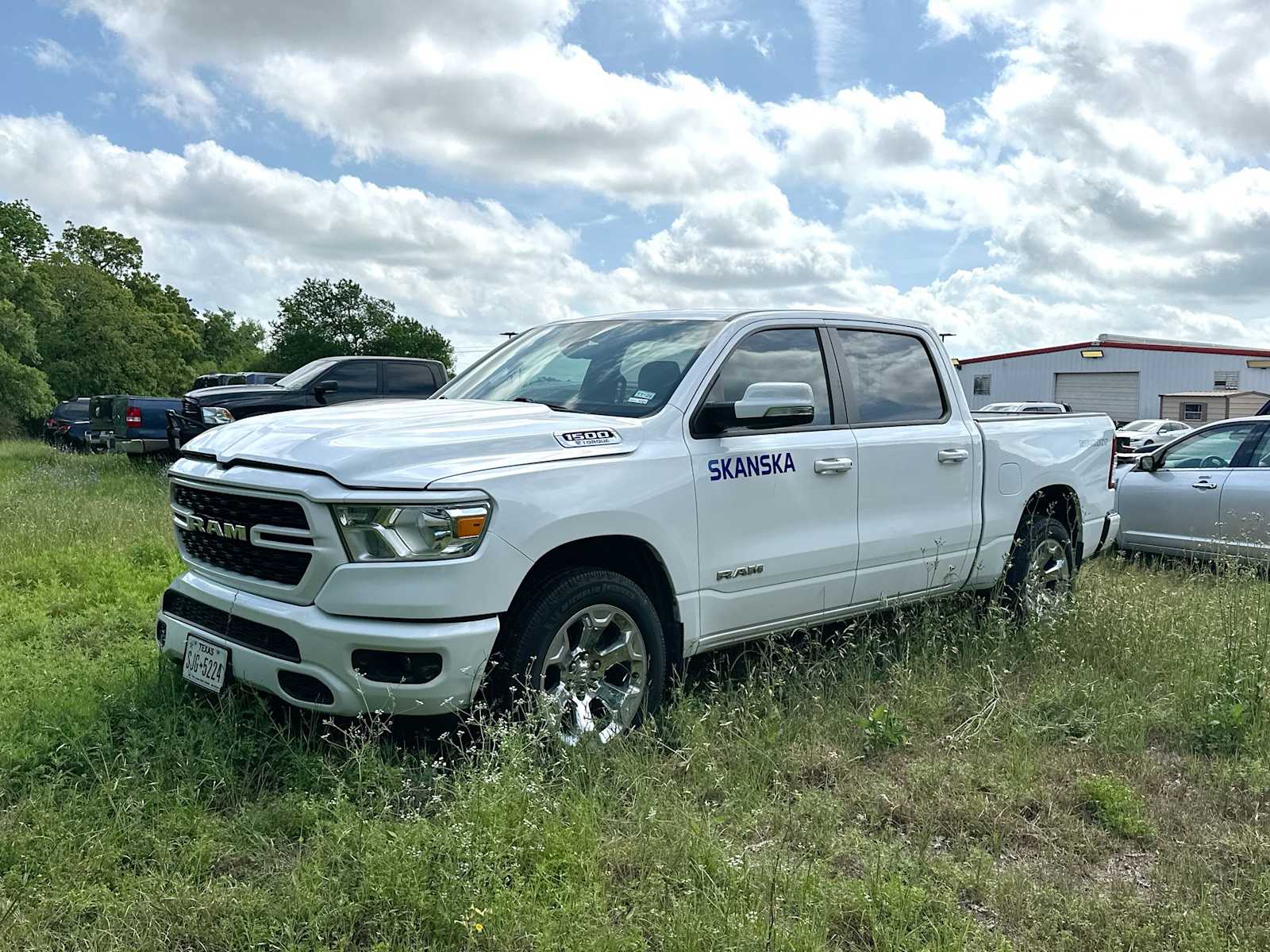 Bright White Clearcoat 2022 RAM 1500 Lone Star Crew Cab RWD Pickup Truck 4X2 8-Speed Automatic